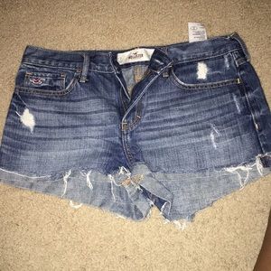 Mid rise shorts
